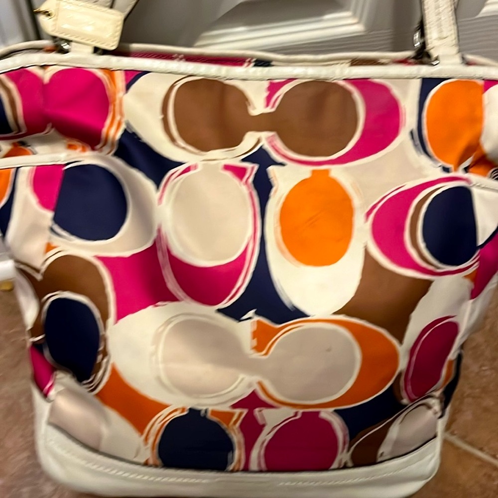 GUC~Vintage Coach, Rare “Hand Drawn Scarf” Print Tote/ Shoulder Bag
